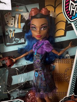 Predám Monster High Robecca Steam Art Class - 2