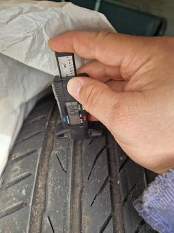 Predám Letné Pneu rozmer 245/45 R18 Y XL - 2