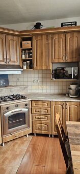 4 - IZBOVÝ BYT S VEĽKORYSOU ROZLOHOU, ULICA SNP, HUMENNÉ - 2