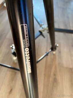 Stativ -50% Manfrotto 528XB a kolieskova zakladna 114 - 2