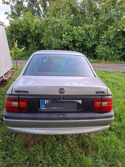Opel vectra 2.0 benzín automat - 2