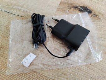 Nokia nabijacka USB Micro - 2