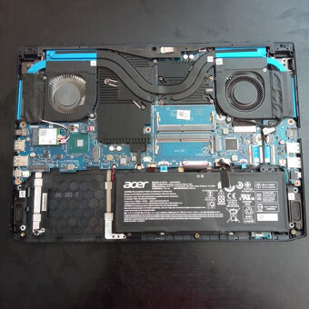 Predám ACER PREDATOR TRITON 300 PT315-52-791P NA ND - 2