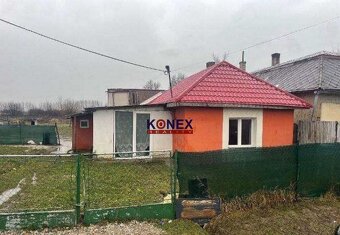 NA PREDAJ ¼ Rodinného domu v obci Čečehov - 2