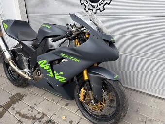 Kawasaki ZX10R Ninja okruhovka - 2