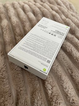Predám Iphone 16 Pro Max 512GB Čierny Titán - 2