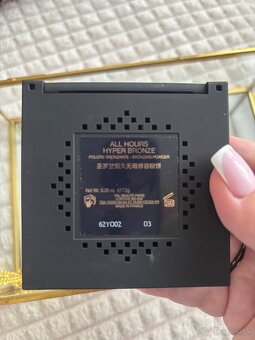 Úplne nový len skladovaný bronzer Yves Sint Lurent - 2