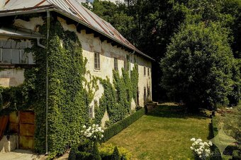 Historický rodinný dom v srdci obce Štiavnické Bane - 2