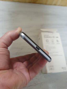 Samsung Galaxy J3 6 - 2