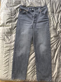 Dámske džínsy Levis - 2