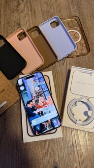 Predám iPhone 15 pink 128 GB - 2