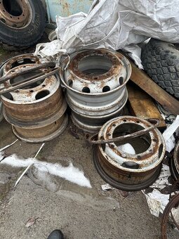 Pneu Komplet s diskami Kama 12,00-R20 - 2