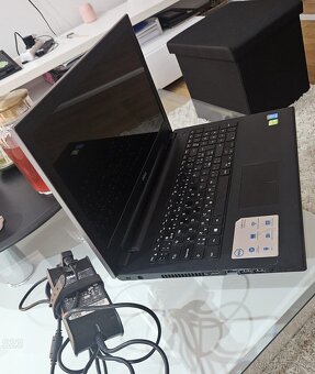Dell Inspiron 15 strieborný - 2