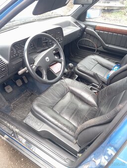 Lancia thema 2.5 td 85 kw - 2