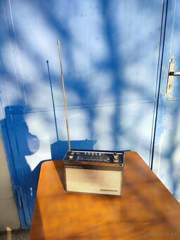 Vintage radio - 2