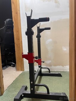 Stojan na činku - 2