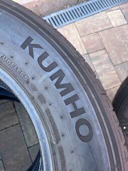 Letné pneu Kumho 235/65/17 - 108V - 2