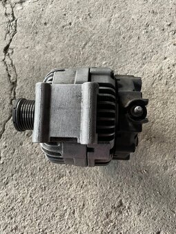 Predám altenator c300 CDI 4matic - 2