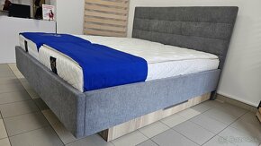 Výstavný kus rámová čalúnená posteľ - 2