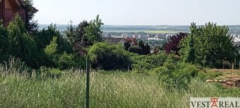 Na predaj stavebný pozemok o výmere 620 m2 Nitra- Zobor - 2