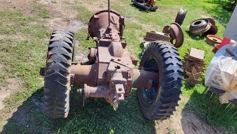 Traktor Škoda 30 - 2