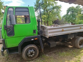 Ford Iveco Cargo - 2