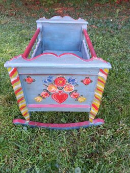 drevená kolíska pre bábiku - 2