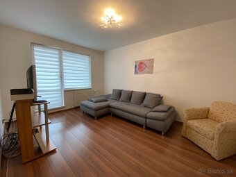 Dvojizbový byt s balkónom vo Zvolene na prenájom - 2