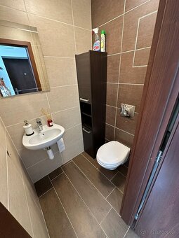 Dvojizbový byt s veľkou terasou v centre Bratislavy - 2