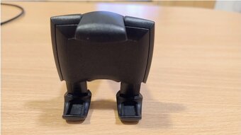 Predám držiak na telefón do auta s prísavkou - 2