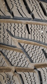 Predám 1ks pekná zimná 205/55r16-91H Matador Mp92 - 2