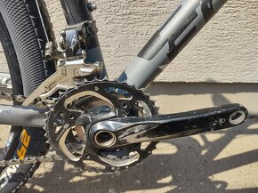{09} Horský bicykel Focus Black Forest 29r 2.0 (2013) - 2