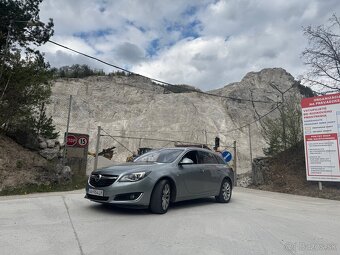 Opel Insignia 2.0CDTi - 2