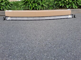 Led rampa 675W - 130cm - ZAOBLENA - uchyty z boku - 2