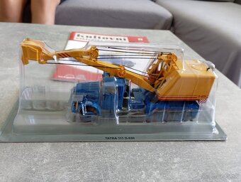 Model Tatra 111 D-030 - 2