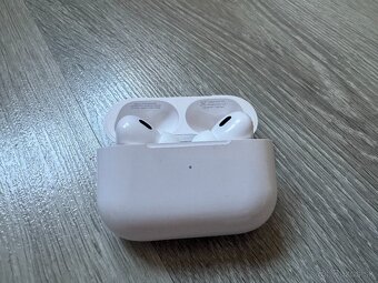 Apple AirPods Pro 2 - nove - 2