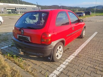Opel corsa B 1.0 40kw - 2