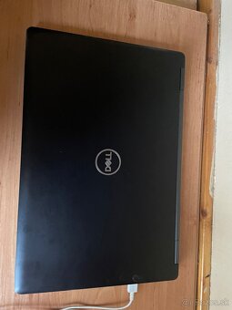 Herný notebook Dell precision 3530 16GB rám - 2