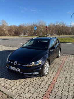 VOLKSWAGEN GOLF 7 2.0 TDI 110kw ZNIZENA CENA - 2
