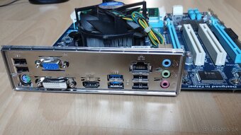 Predám základnú dosku Intel  Gigabyte GA-B75M-D3H - 2
