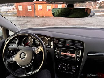 predám VW Golf 7 R line 1,4Tsi biely - 2