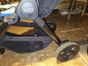 Kočík Britax B motion plus - 2