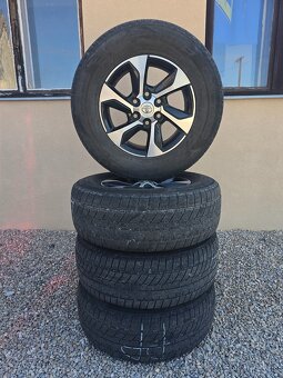 R17 hliníkové disky Toyota s pneu - 2