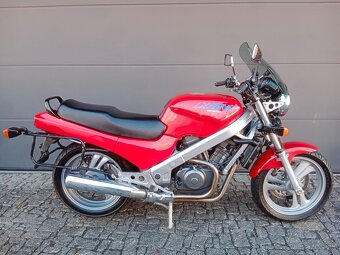 Honda NTV 650 Revere r.v.1996 2.Majitel, Po Servisu.. - 2
