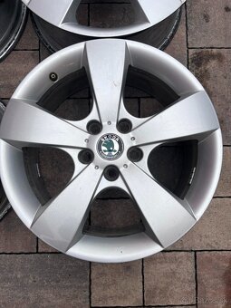 Predám org.hlinikové disky Skoda Octavia---R17 - 2