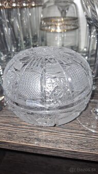 Kryštál - rôzne kusy - 2