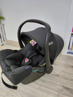 Autosedačka vajičko Graco snuglite R129 - 2