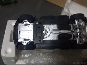 1:18 land rover defender - 2