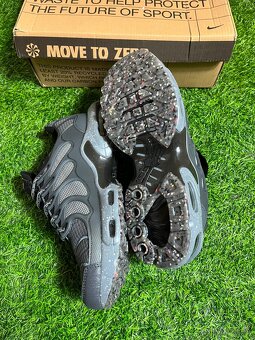 Nike TS - 2