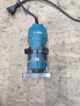 Makita 3709 - 2